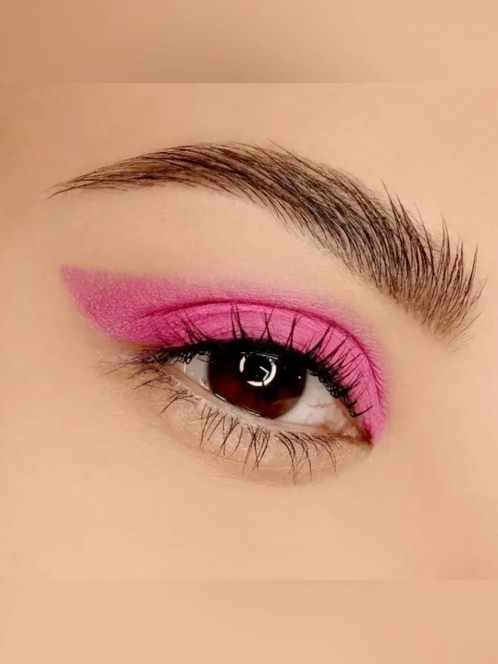 Jeffree Star Pink Tablet Liquid Eyeshadow - Matte Bubblegum Pink